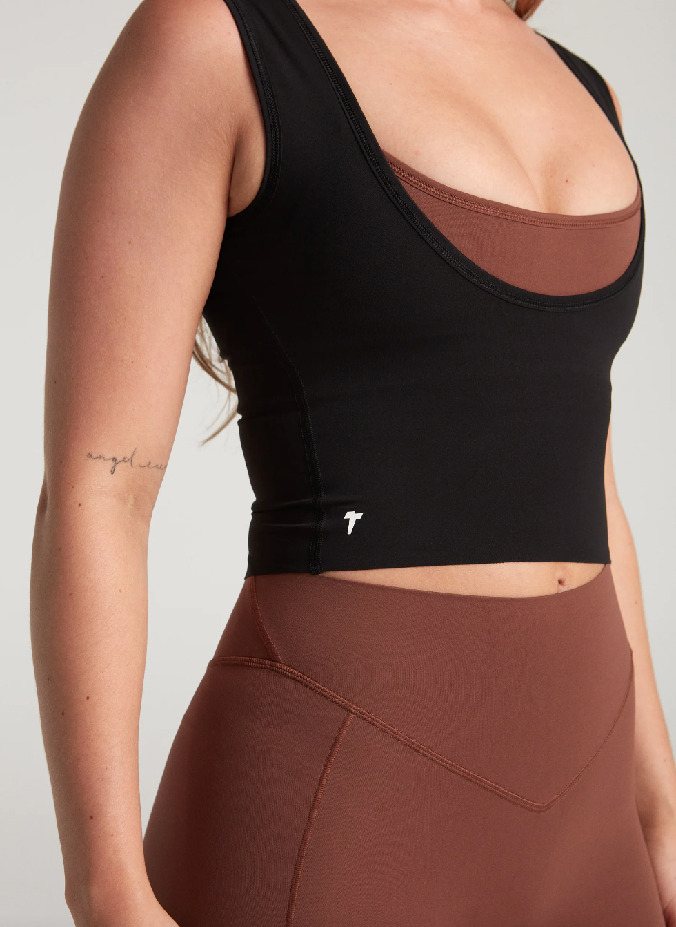 TURF ACTIVE Multi Tasker Tank (Black)